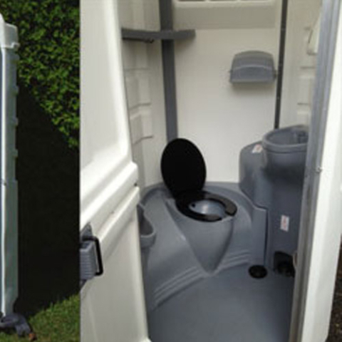 Flush Mobile Toilets3